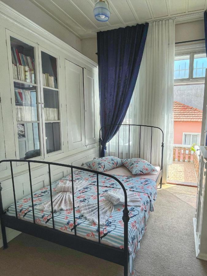 Eolya Konuk Evi Ayvalik Exterior photo